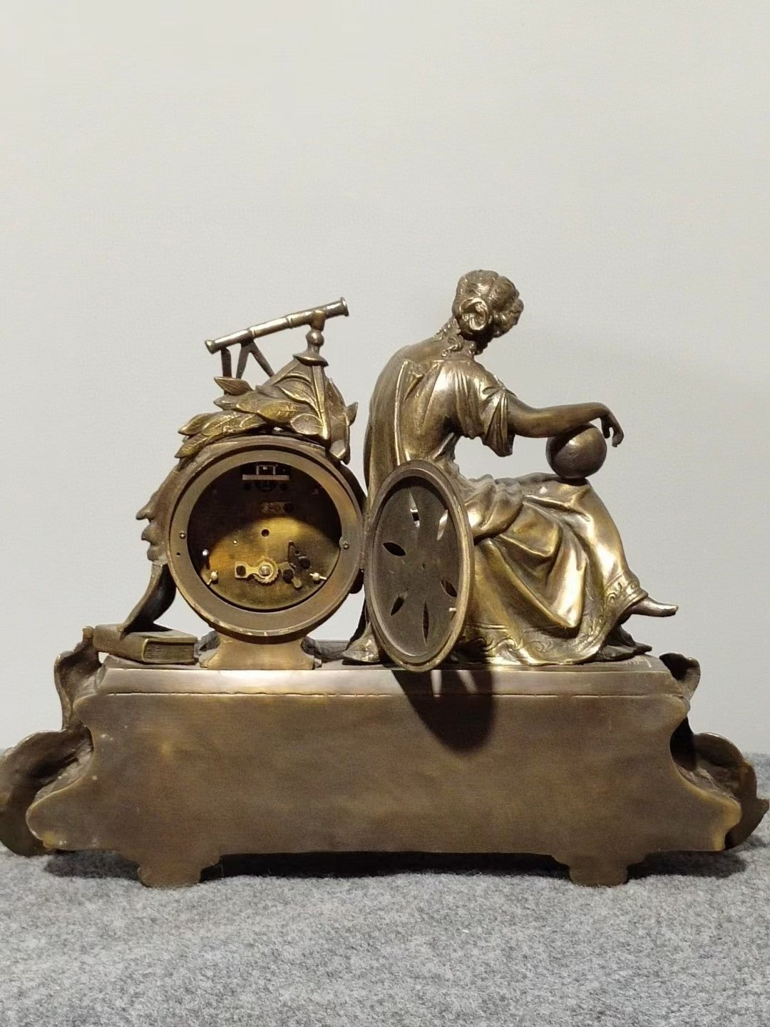 A0752 Vintage Brass Figure Mechanical Clock