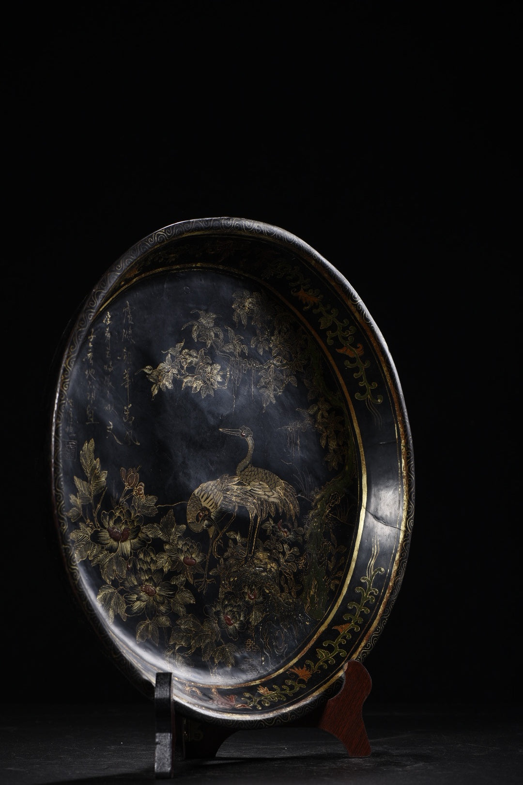 A0761 Chinese Gilt Gold Wooden-cored Lacquerware Pine Tree & Crane Design Plate