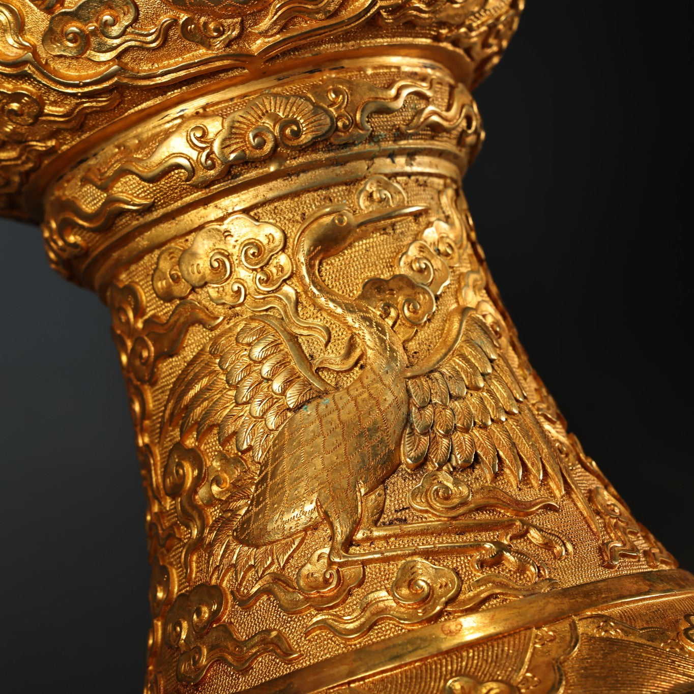 A0772 Vintage Chinese Gilt Gold Copper Low Relief Crane Design Vase