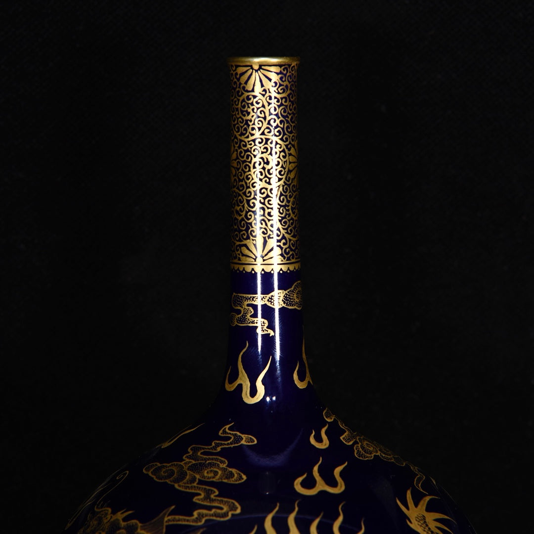 A0773 Chinese Qing Dynasty Gilt Gold Blue Glaze Clouds Dragon Design Porcelain Vase