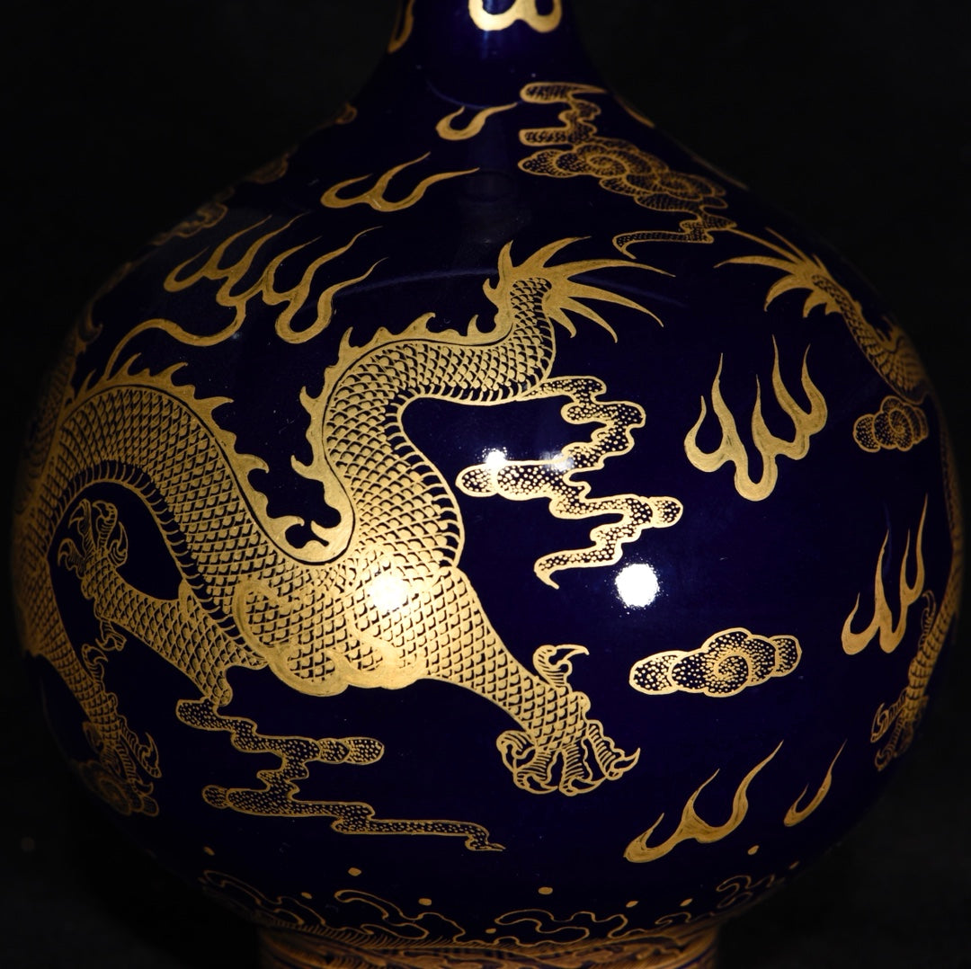 A0773 Chinese Qing Dynasty Gilt Gold Blue Glaze Clouds Dragon Design Porcelain Vase