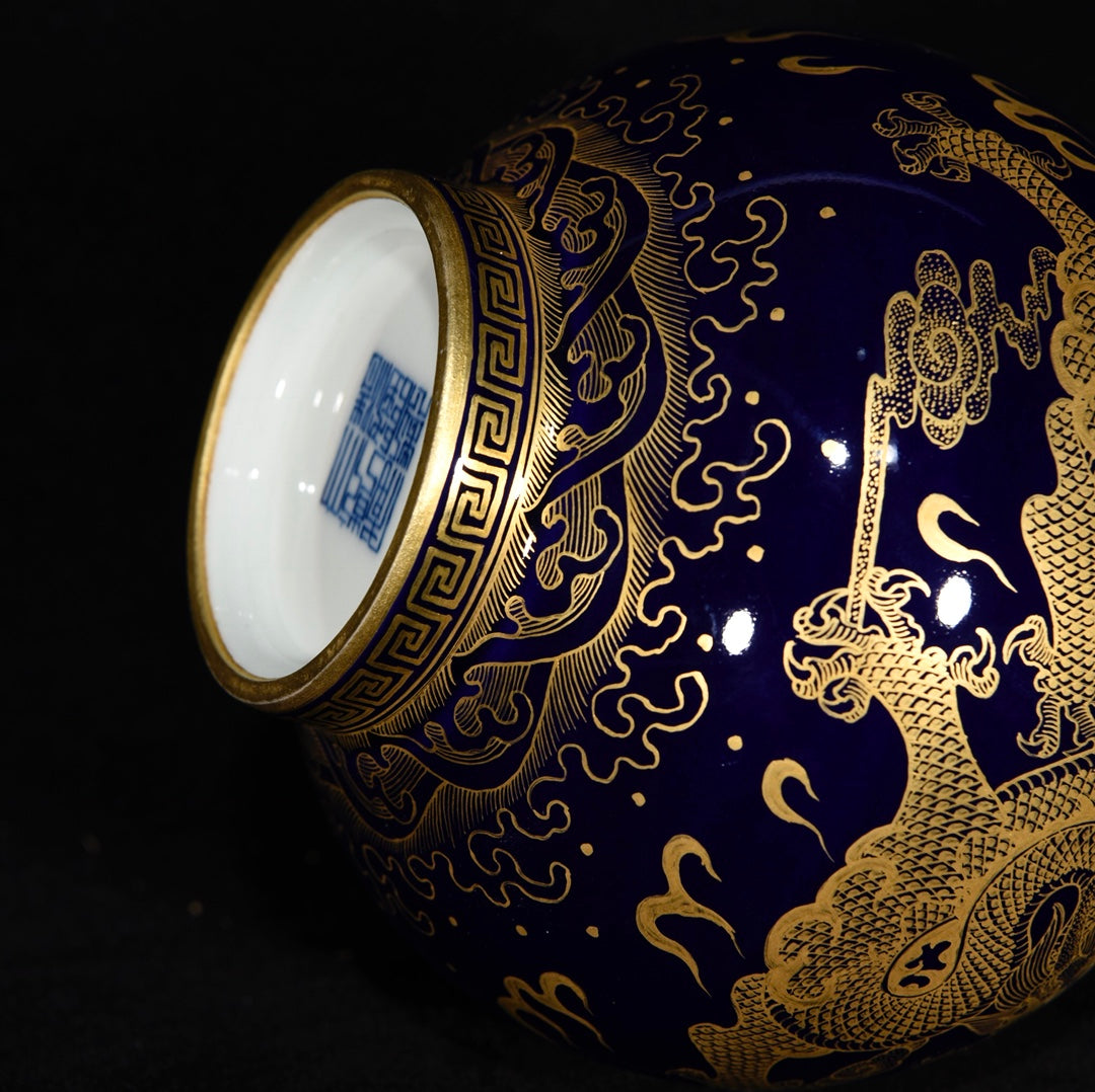 A0773 Chinese Qing Dynasty Gilt Gold Blue Glaze Clouds Dragon Design Porcelain Vase