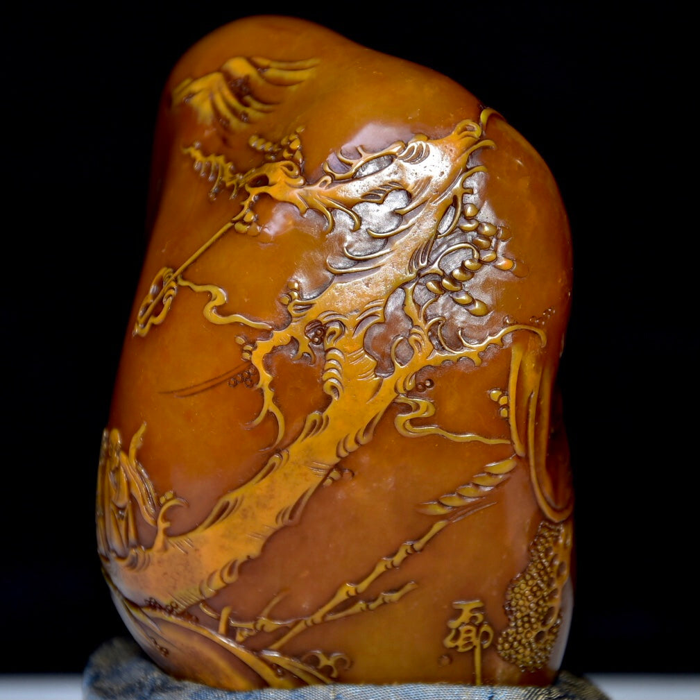 A0778 Superb Old Chinese Shoushan Tianhuang Stone Low Relief Pine Tree & Figure Seal Statue w Box