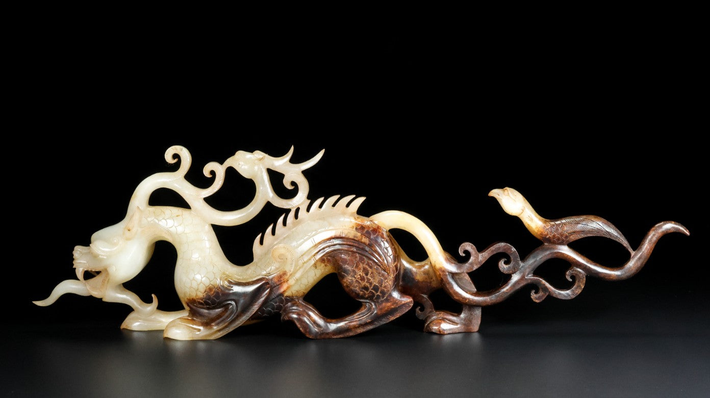 A0787 Vintage Chinese Hetian Jade Carved Fortune Dragon Statue