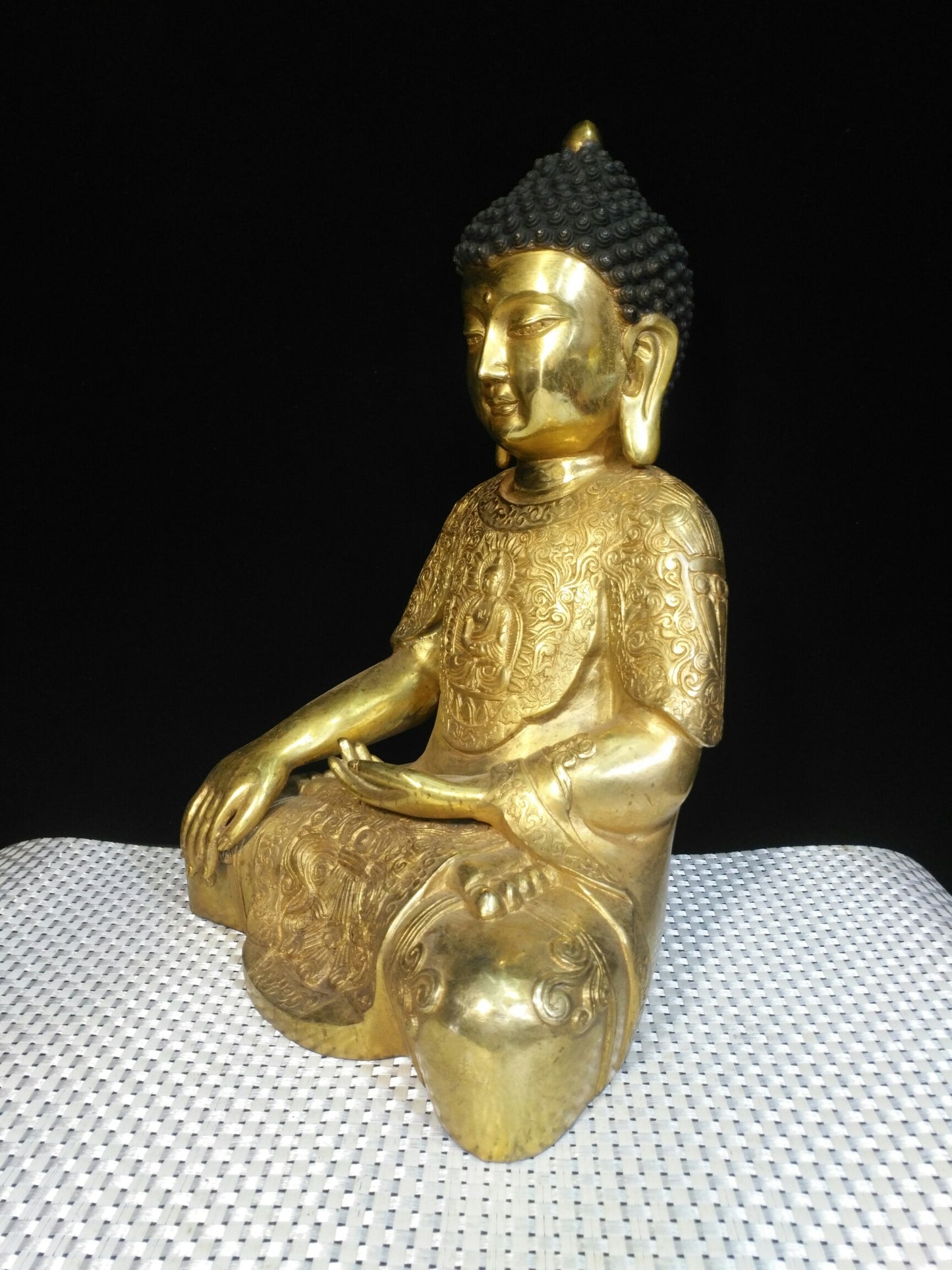 A0788 Vintage Chinese Gilt Gold Bronze Siddhartha Buddha Statue