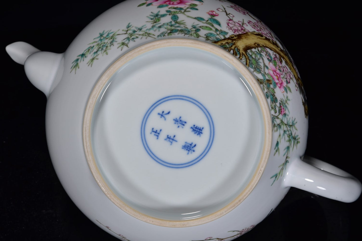 A0808 Chinese Qing Dynasty Gilt Gold Famille Rose Plum Flower & Magpie Design Porcelain Teapot