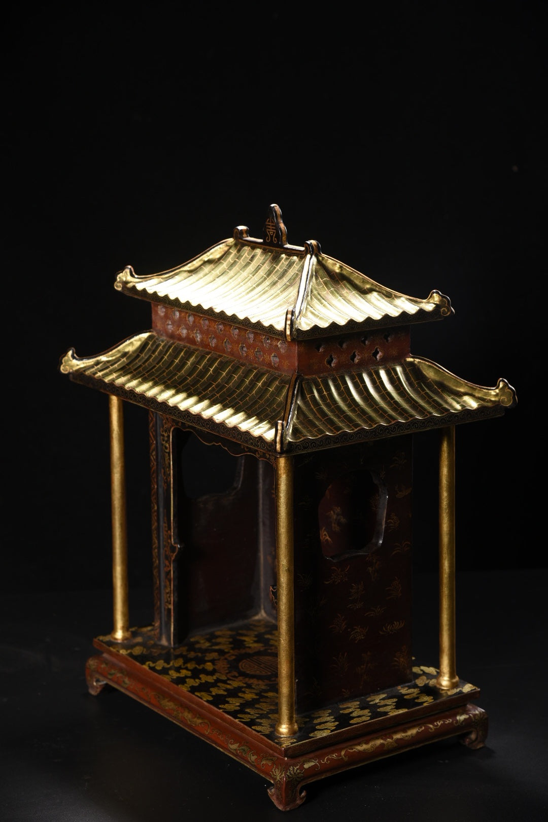 A0813 Chinese Gilt Gold Wooden-cored Lacquerware Shrines