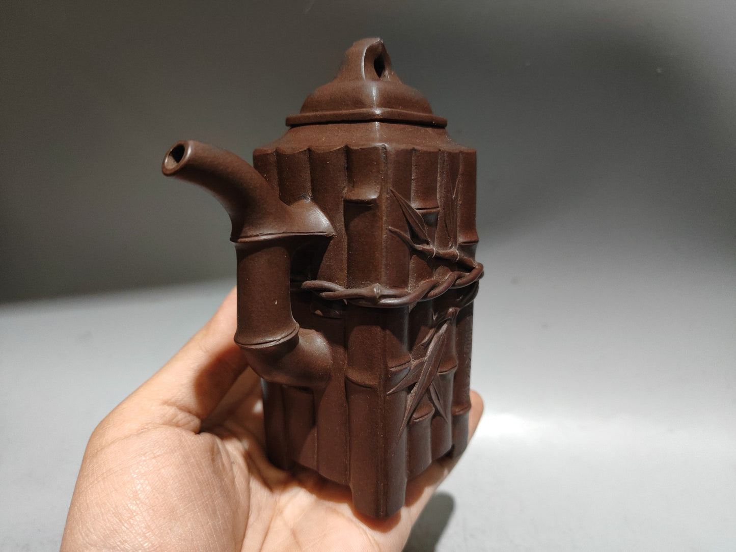 A0825 Chinese Yixing Zisha Clay Fortune Bamboo Teapot w Artist Signed