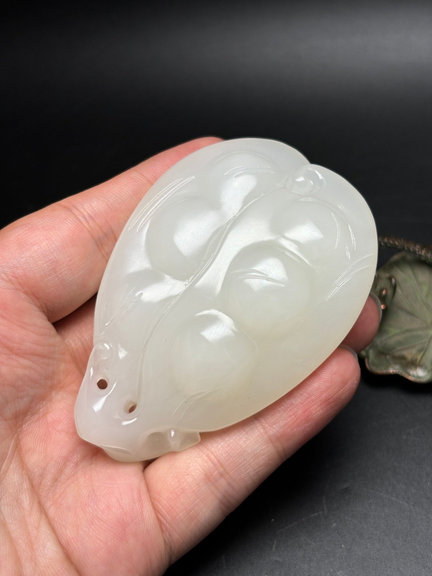 A0837 Superb Chinese Hetian Jade Carved Fortune Cicada & Pea Pod Pendant