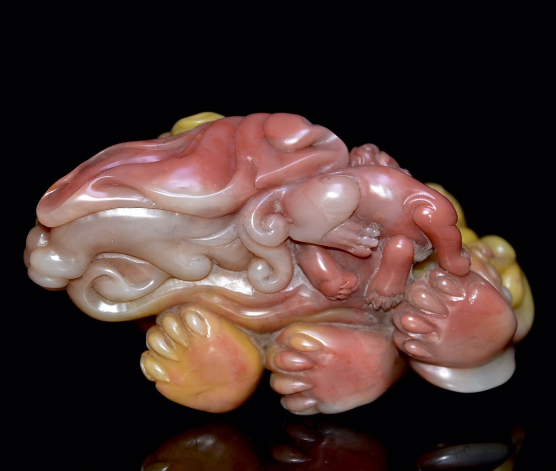 A0842 Vintage Chinese Shoushan Stone Carved Fortune Lion Statue