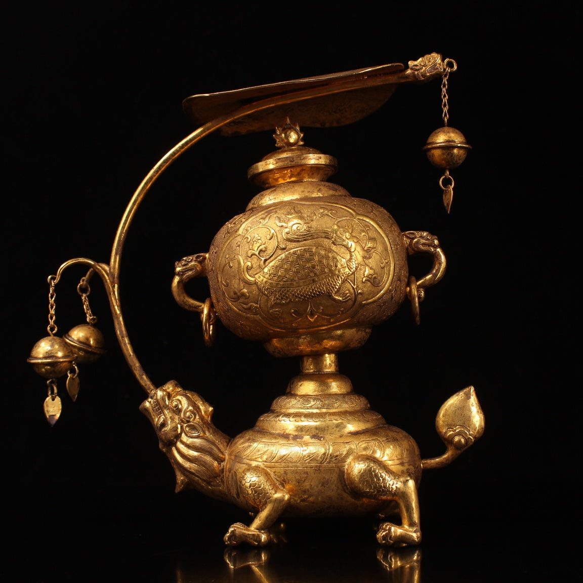 A0851 Vintage Chinese Gilt Gold Divine Beast Statue