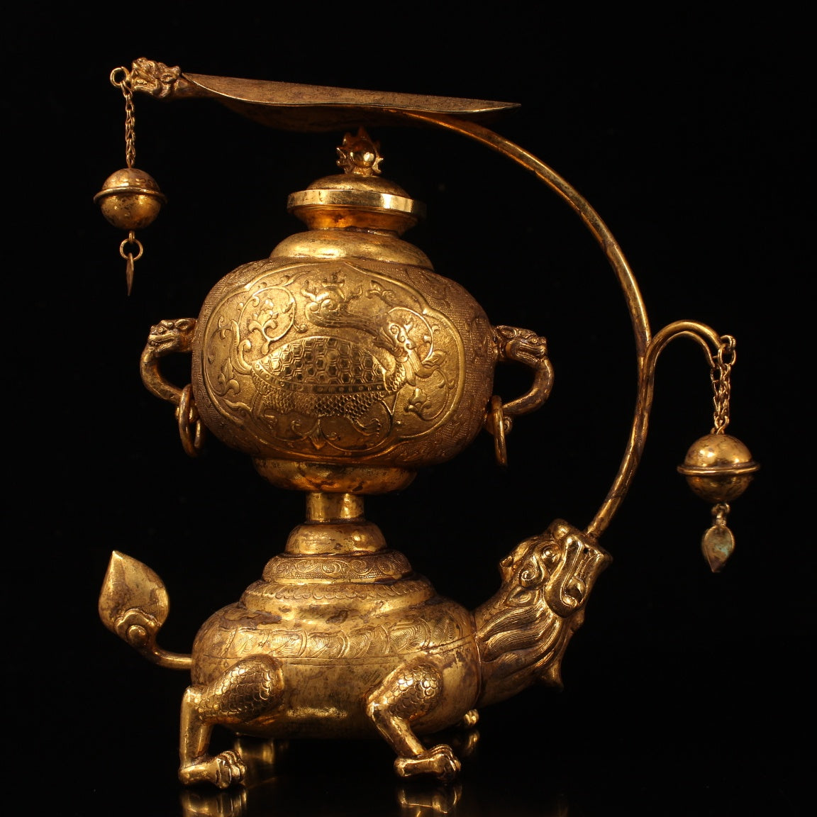 A0851 Vintage Chinese Gilt Gold Divine Beast Statue