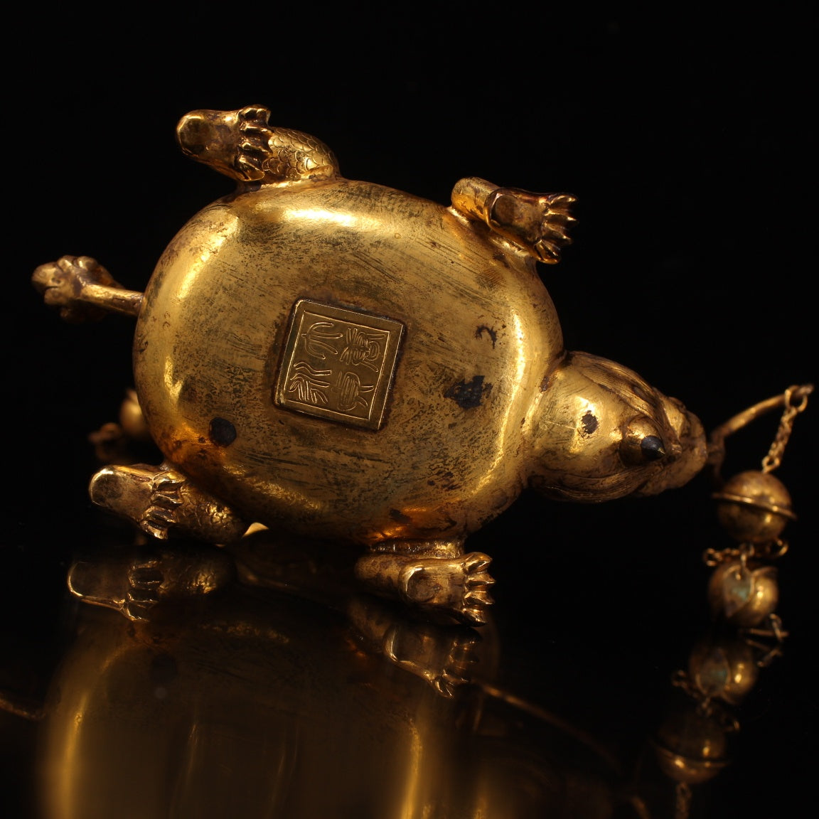 A0851 Vintage Chinese Gilt Gold Divine Beast Statue