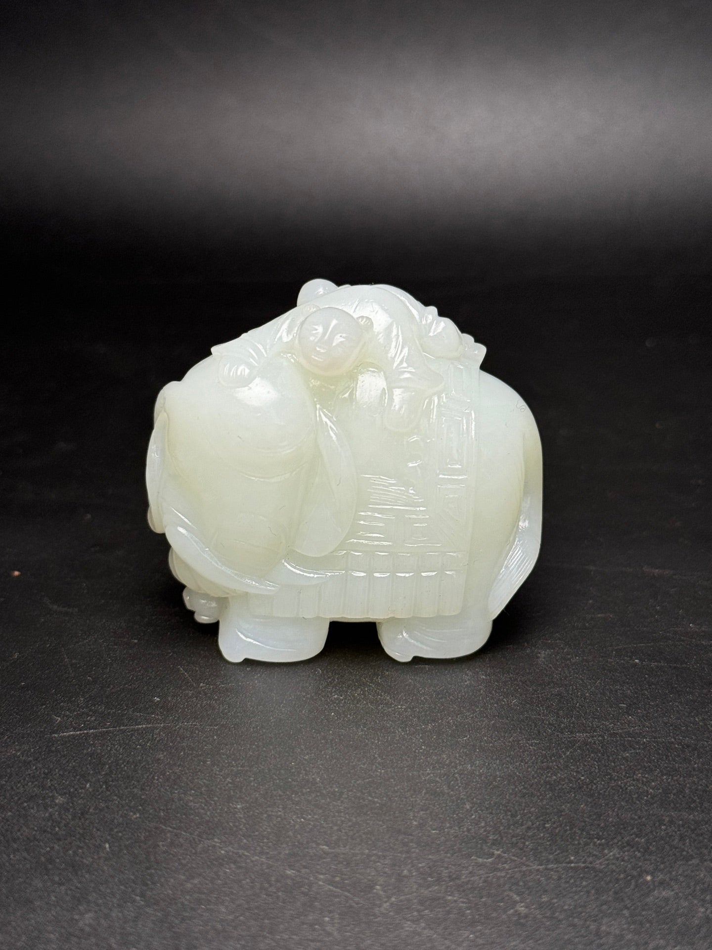 A0870 Superb Chinese White Hetian Jade Carved Elephant Statue/Pendant