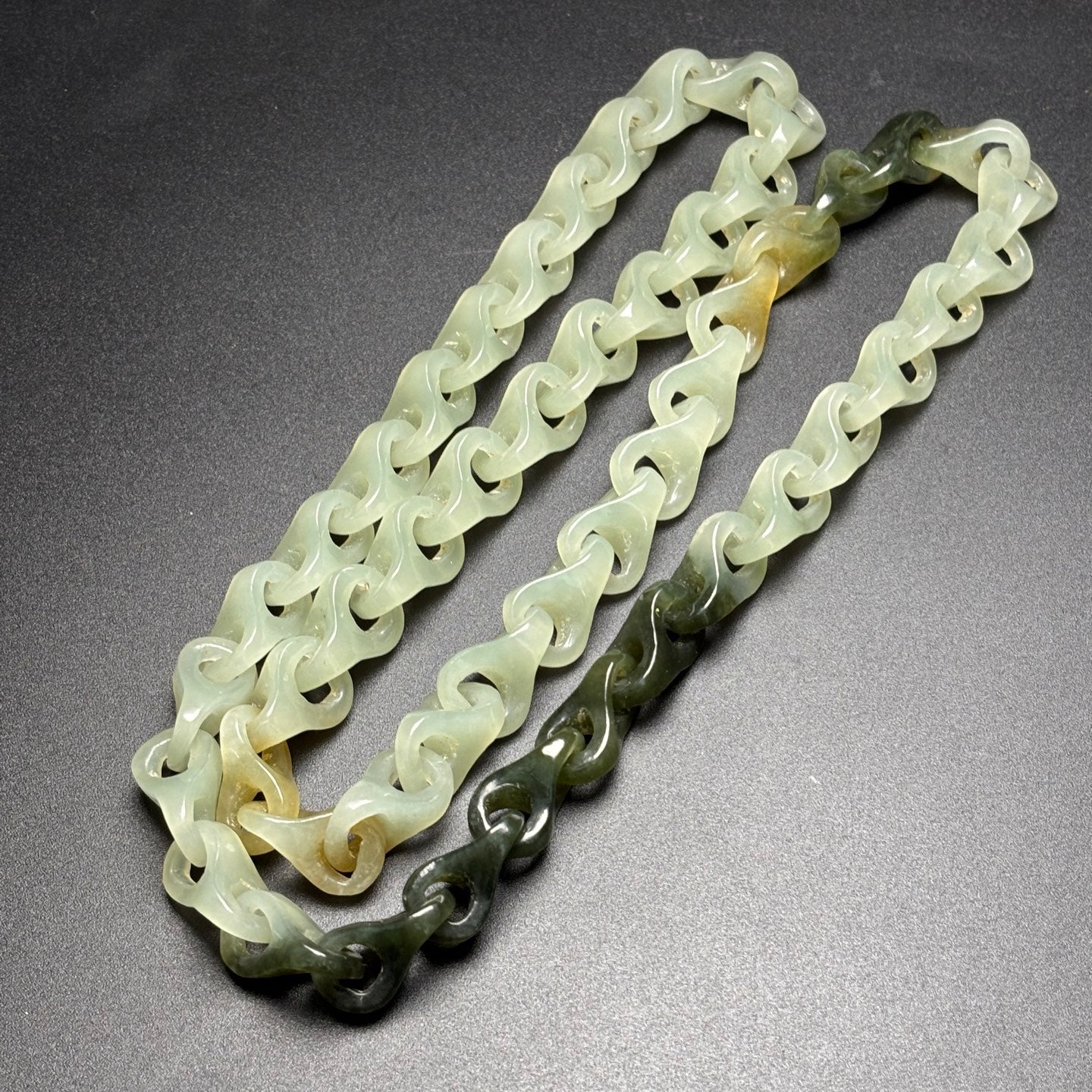 A0872 Exquisite Chinese Hetian Jade Necklace