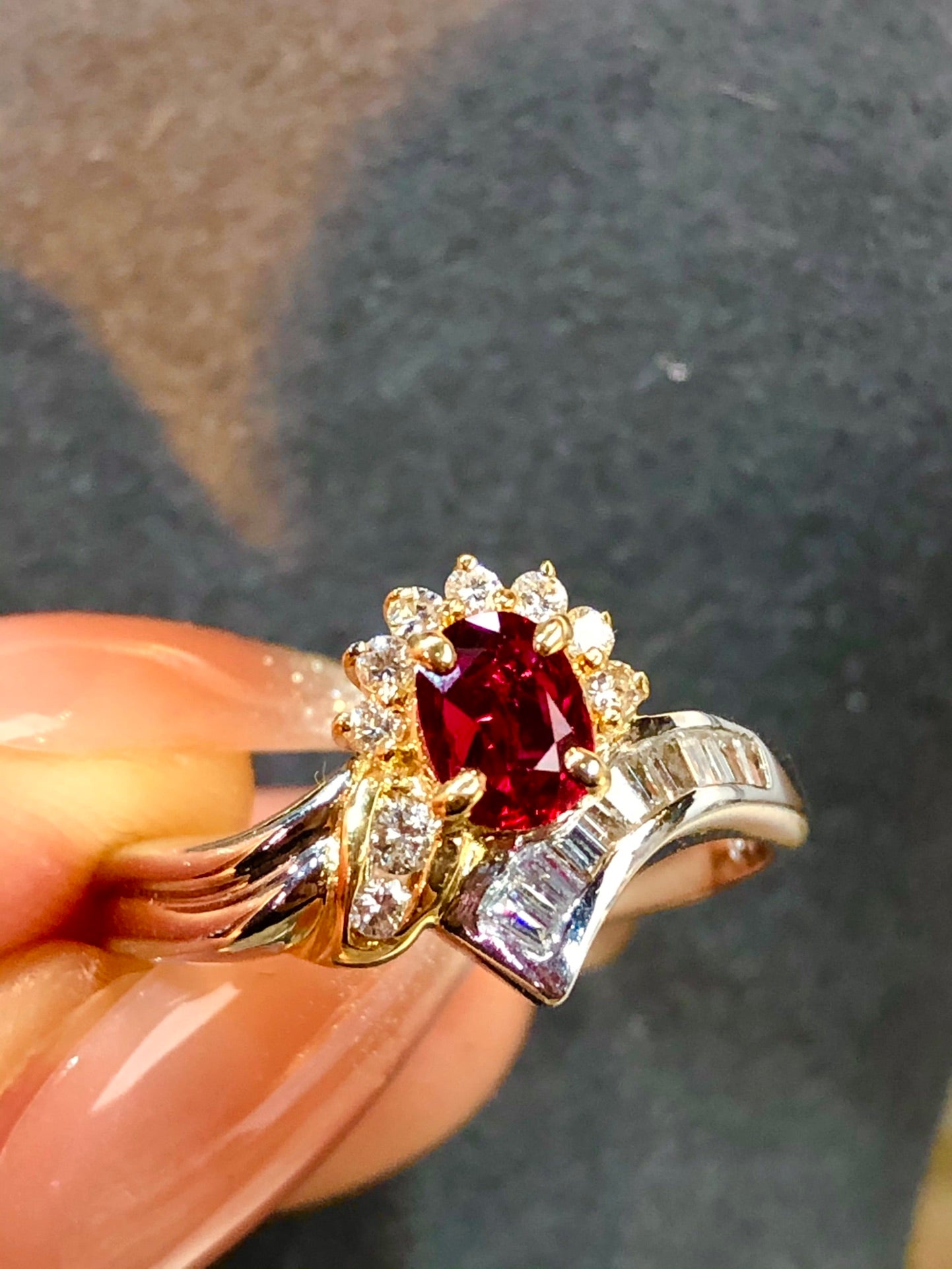 A0877 Exquisite 18K Gold Inlay Ruby & Diamond Ring