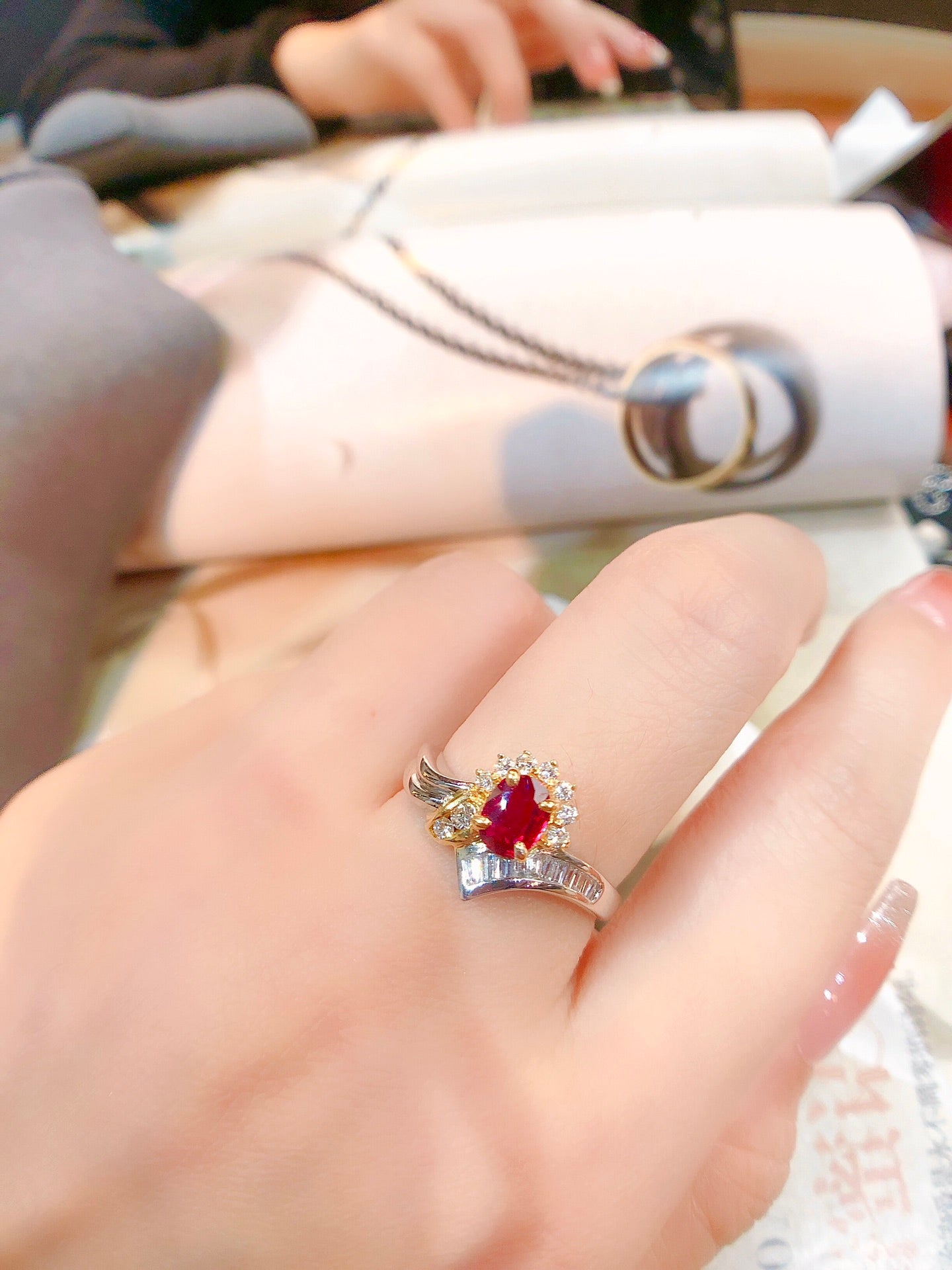 A0877 Exquisite 18K Gold Inlay Ruby & Diamond Ring