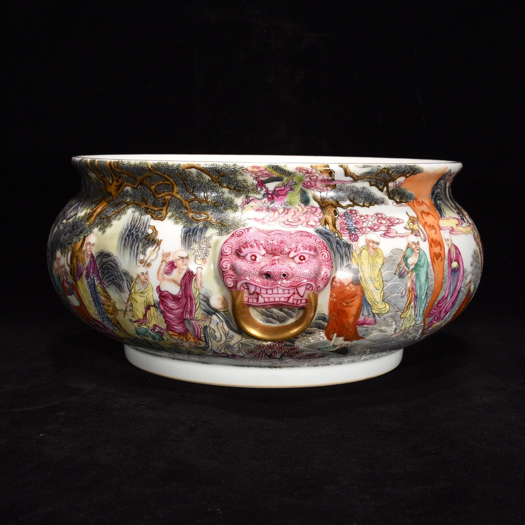 A0882 Chinese Qing Dynasty Famille Rose Arhat Design Porcelain Brush Washer