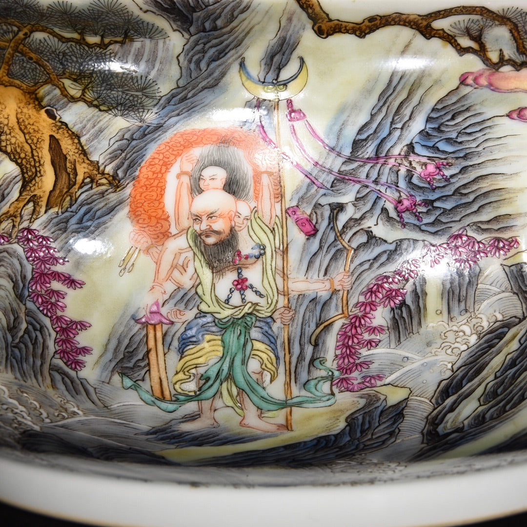 A0882 Chinese Qing Dynasty Famille Rose Arhat Design Porcelain Brush Washer
