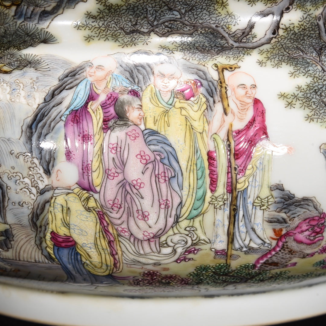 A0882 Chinese Qing Dynasty Famille Rose Arhat Design Porcelain Brush Washer