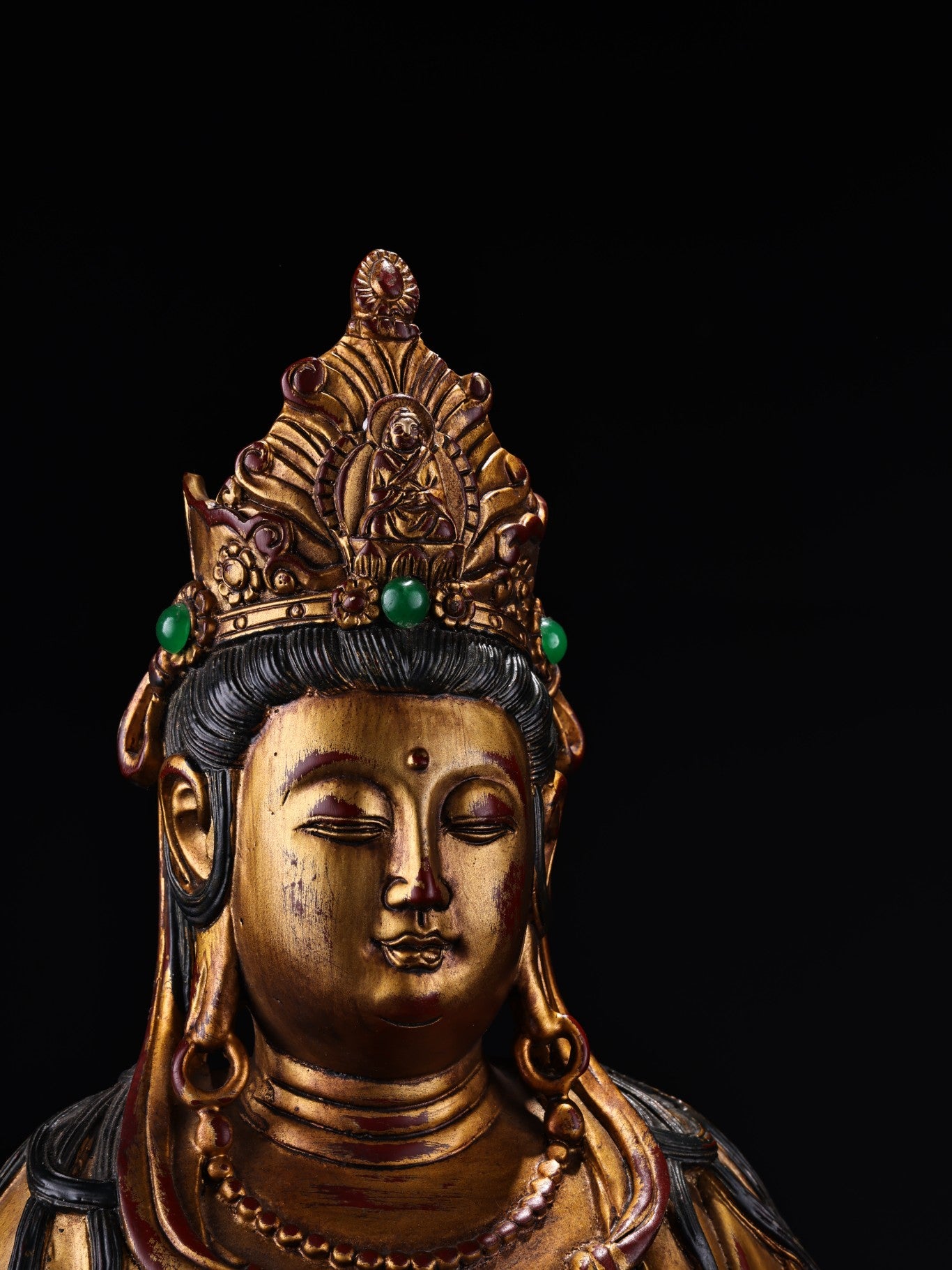 A0883 Vintage Chinese Gilt Gold Bronze Inlay Gem Kwan-yin Statue