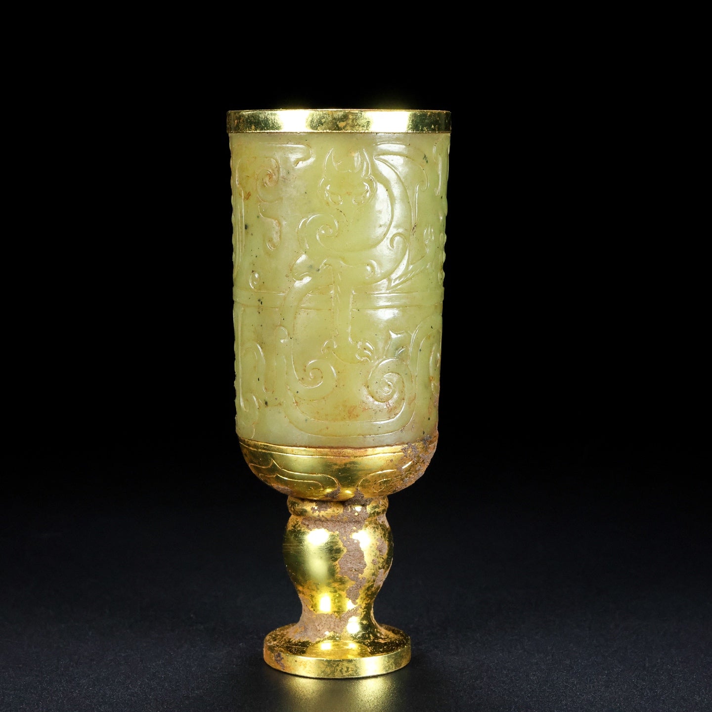 A0892 Vintage Chinese Inlaying Gold Edge Hetian Jade Wine Cup