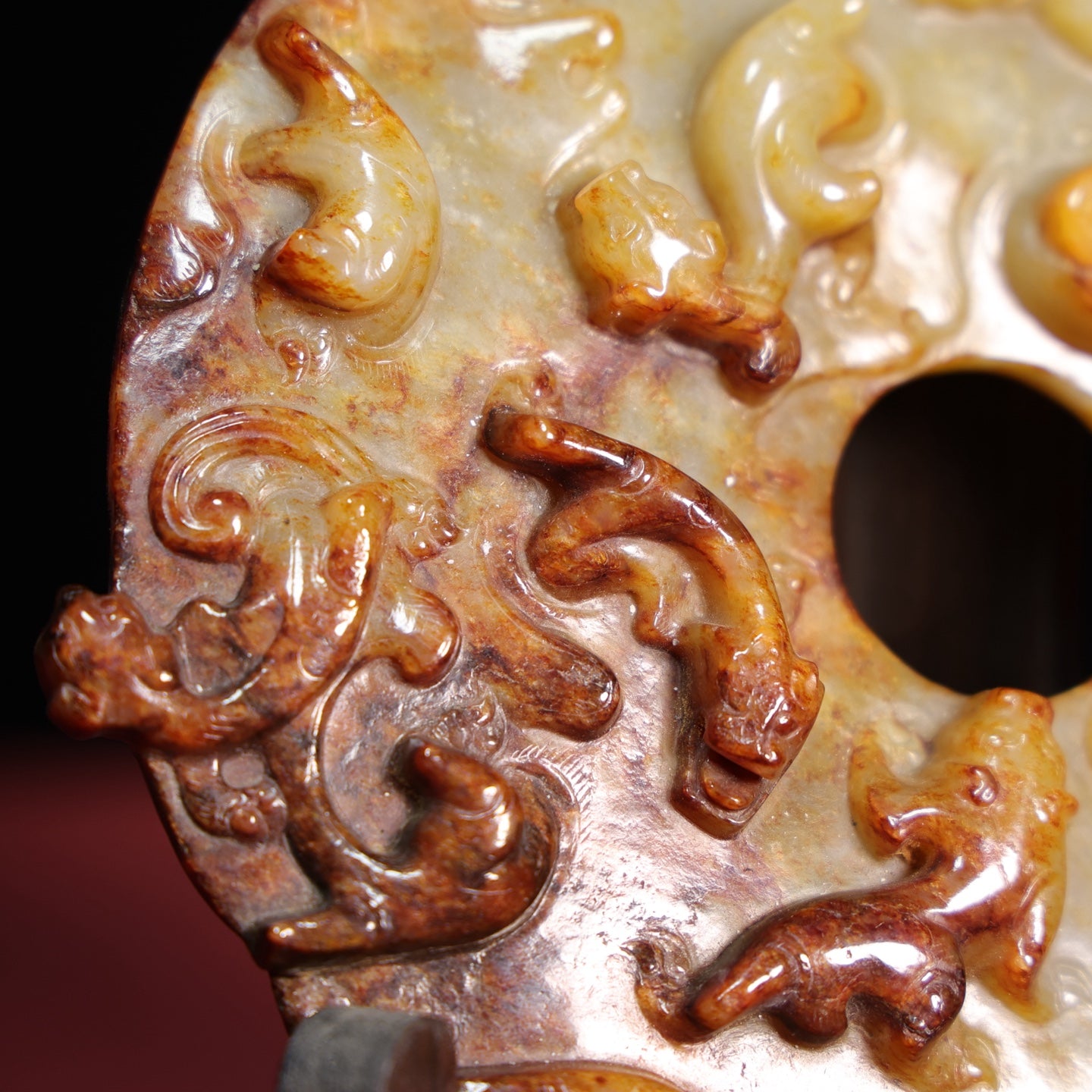 A0898 Superb Vintage Chinese Hetian Jade High Relief Chi Dragon Jade Bi