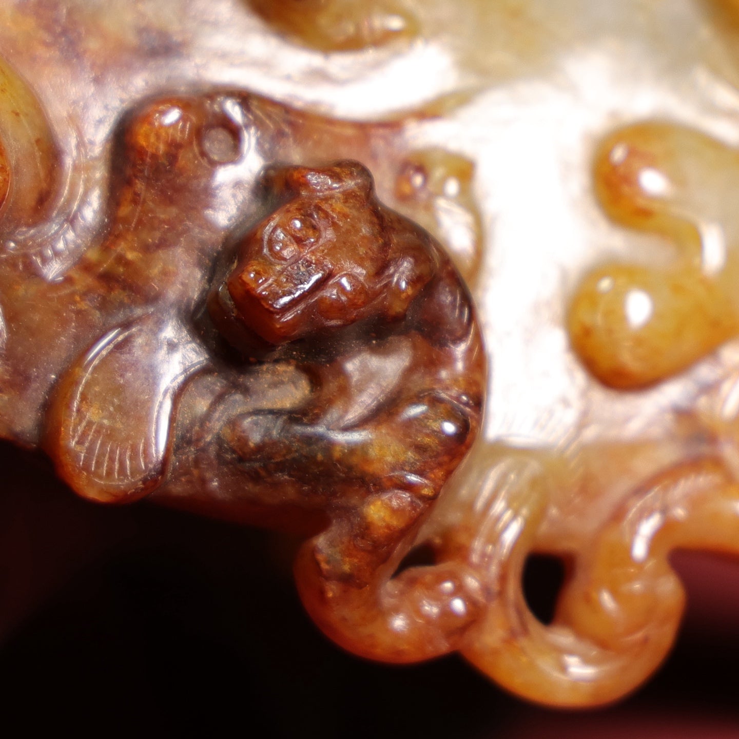 A0898 Superb Vintage Chinese Hetian Jade High Relief Chi Dragon Jade Bi