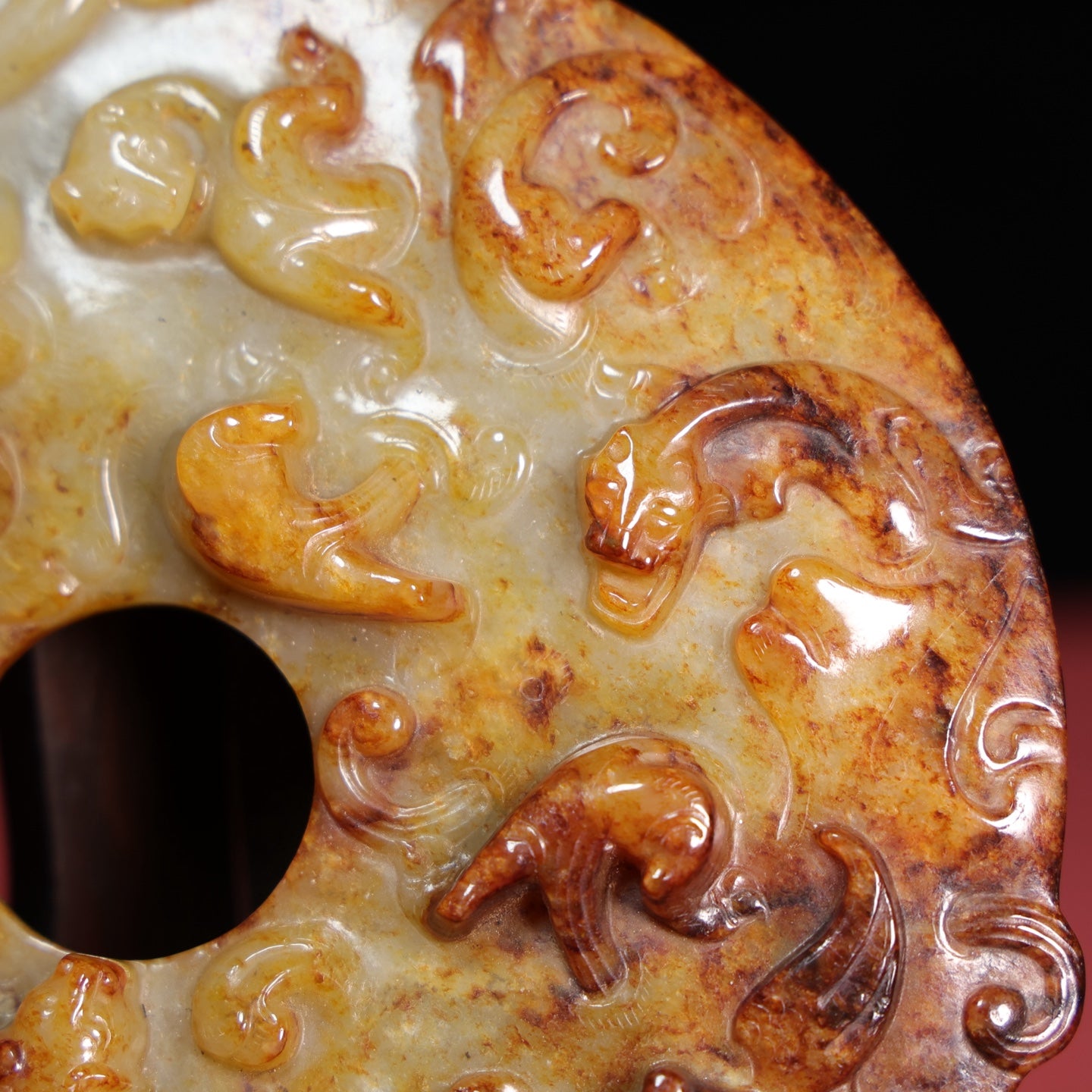 A0898 Superb Vintage Chinese Hetian Jade High Relief Chi Dragon Jade Bi