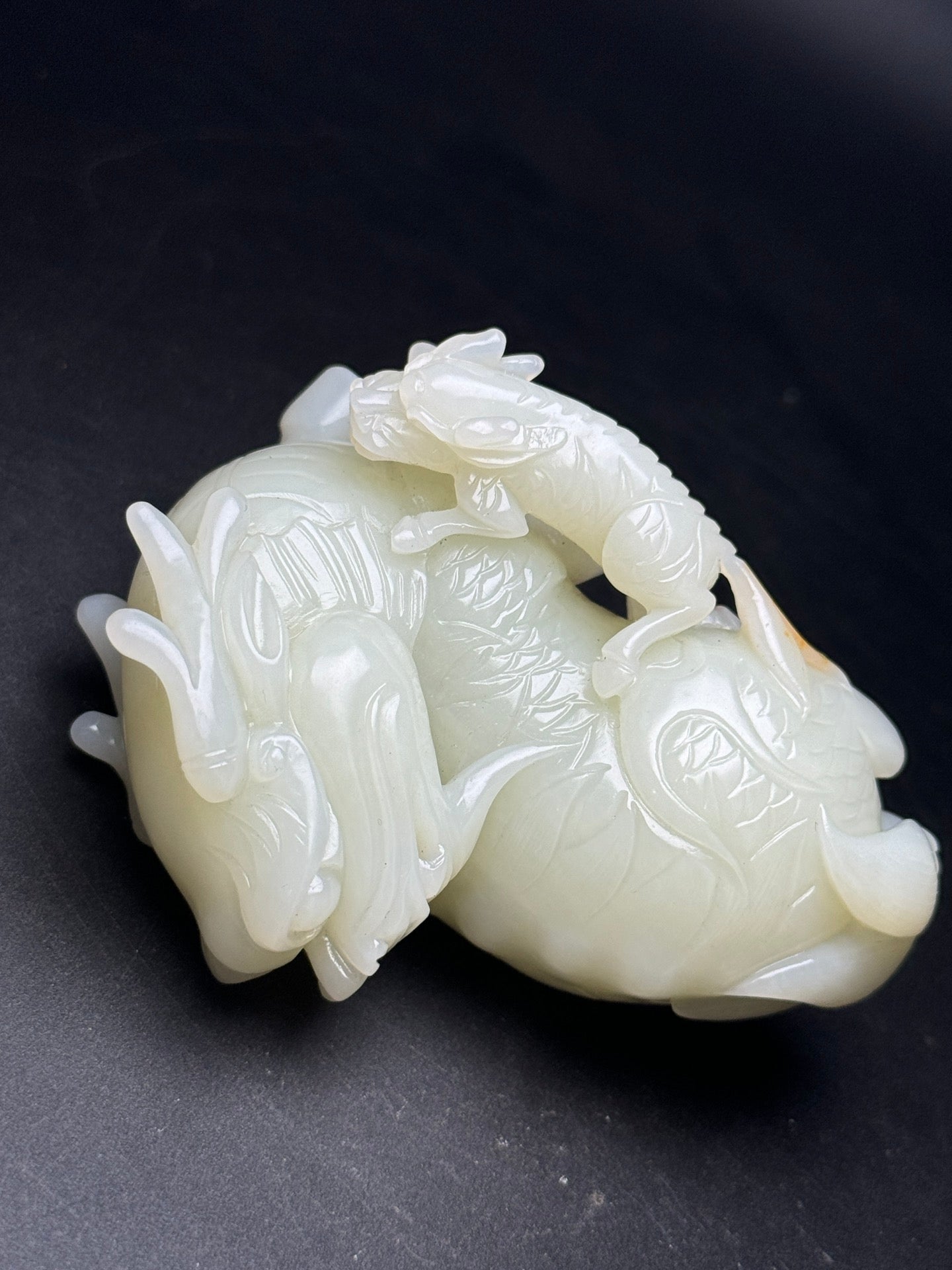 A0903 Superb Chinese White Hetian Jade Carved Fortune Kylin Statue