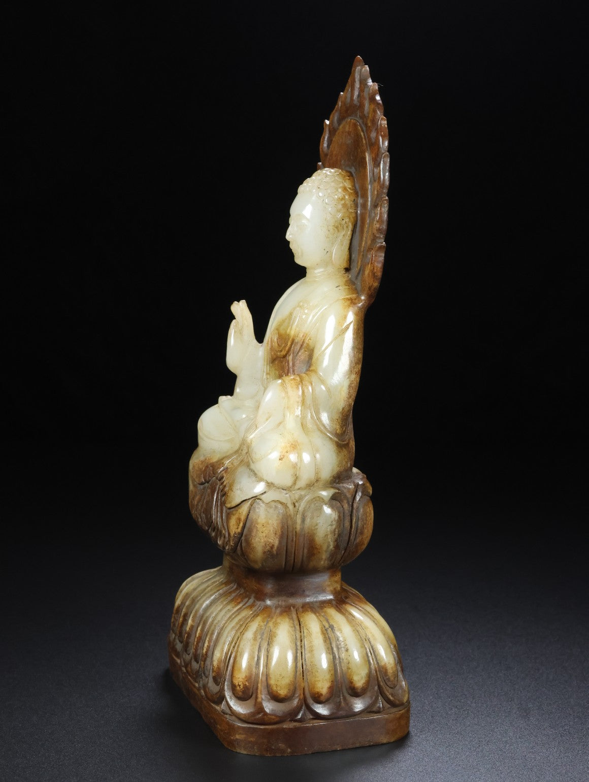 A0906 Superb Old Chinese Hetian Jade Carved Siddhartha Buddha Statue