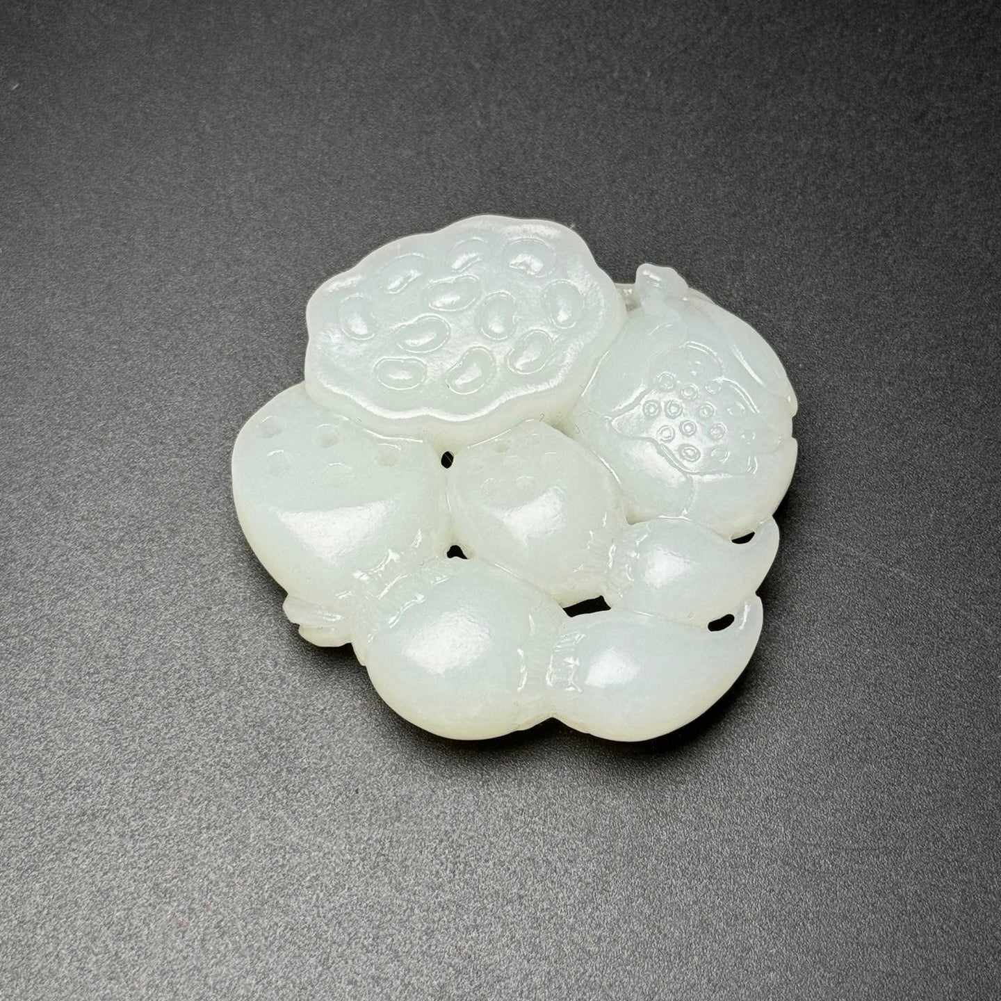 A0909 Superb Chinese Hetian Jade Carved Lotus Pod Statue/Pendant