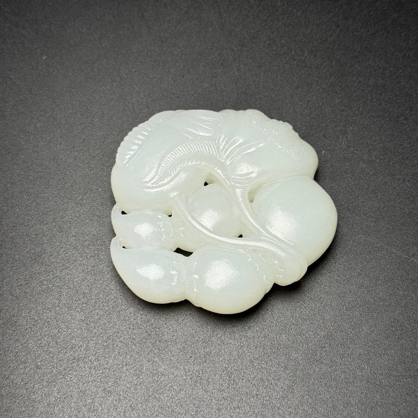 A0909 Superb Chinese Hetian Jade Carved Lotus Pod Statue/Pendant