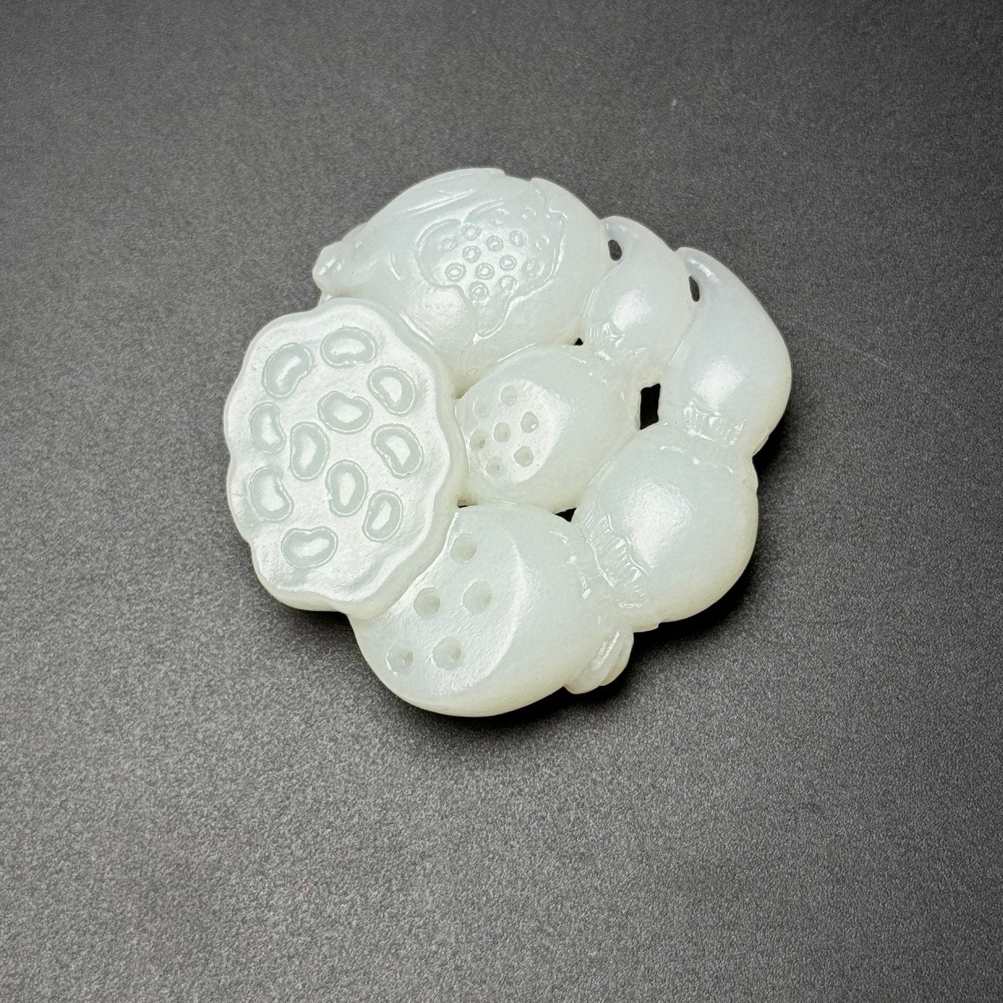 A0909 Superb Chinese Hetian Jade Carved Lotus Pod Statue/Pendant