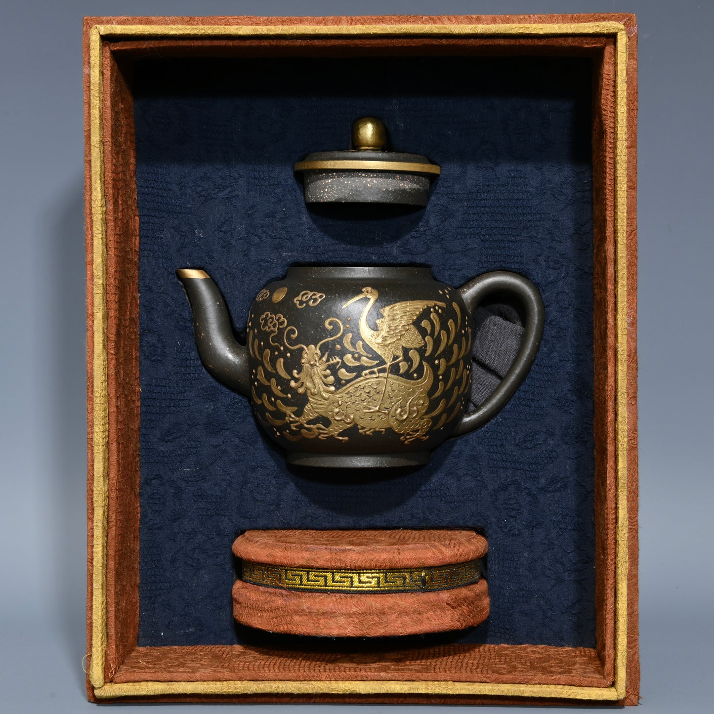 A0911 Chinese Gilt Gold Yixing Zisha Clay Dragon Turtle & Crane Teapot w Artist Signed
