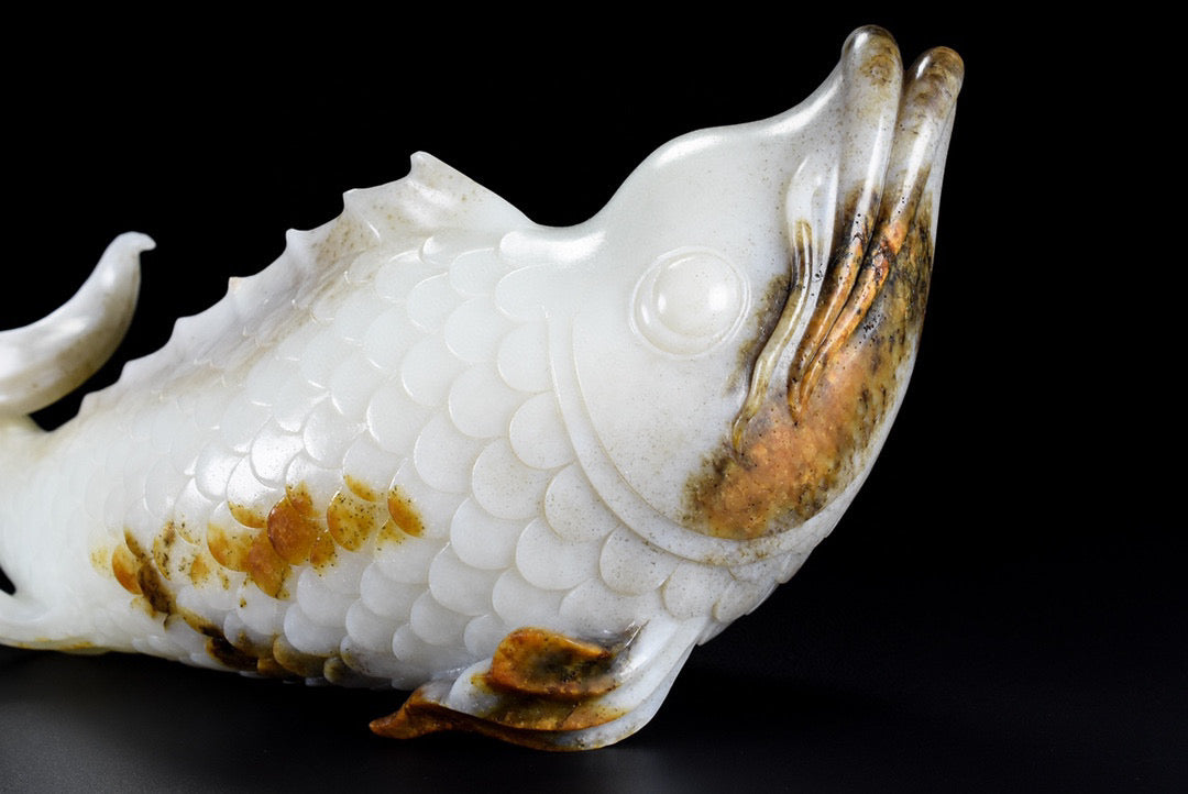 A0924 Superb Chinese Hetian Jade Carved Fish Statue