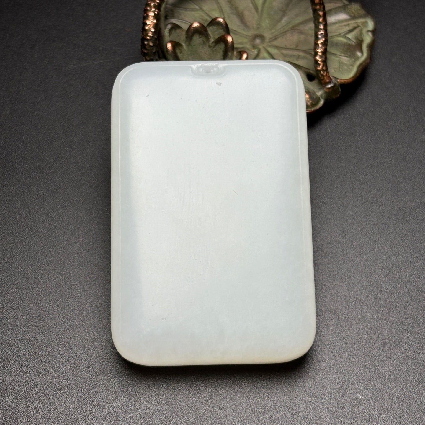 A0928 Superb Chinese White Hetian Jade Lucky Pendant