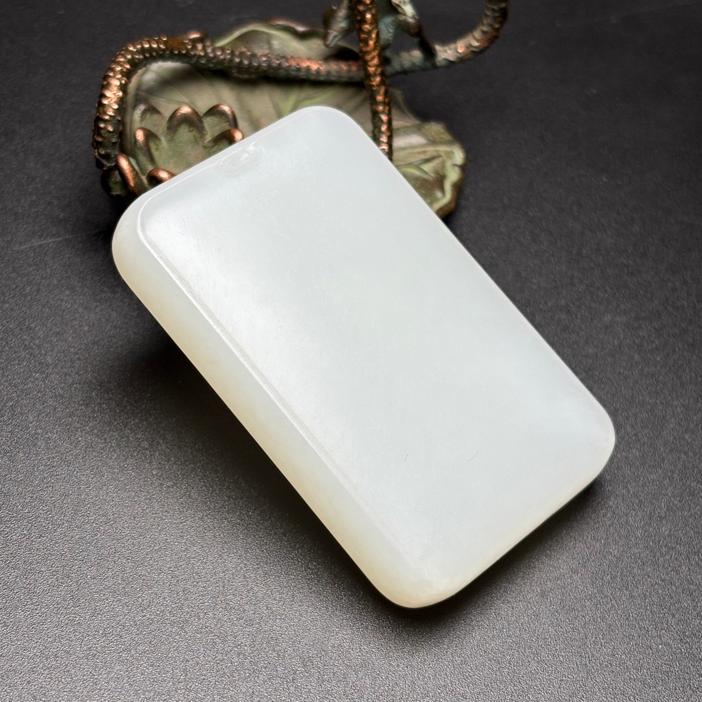 A0928 Superb Chinese White Hetian Jade Lucky Pendant