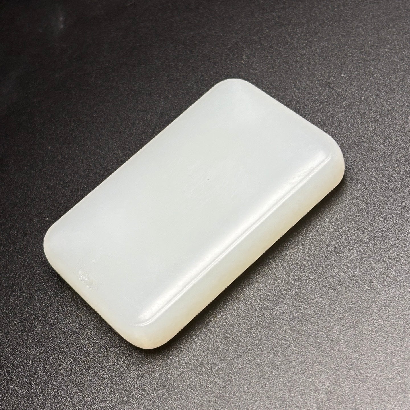 A0928 Superb Chinese White Hetian Jade Lucky Pendant