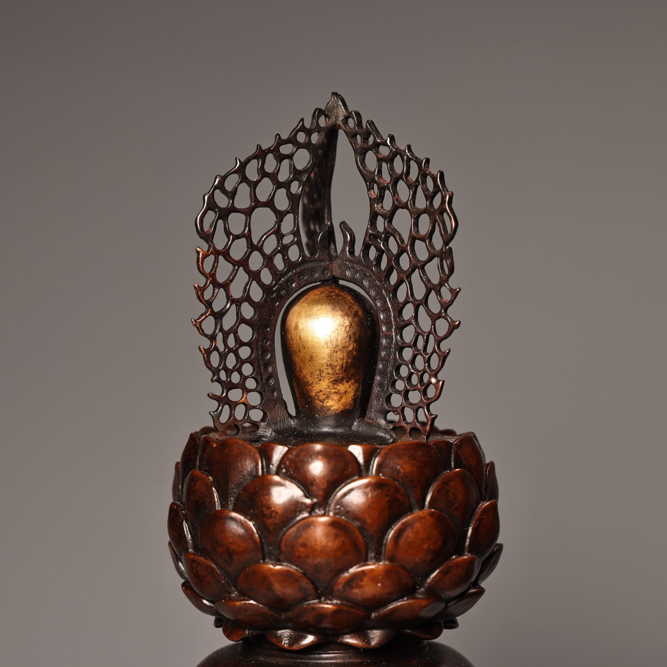 A0930 A Pair Chinese Gilt Gold Copper Lotus Flower Statue