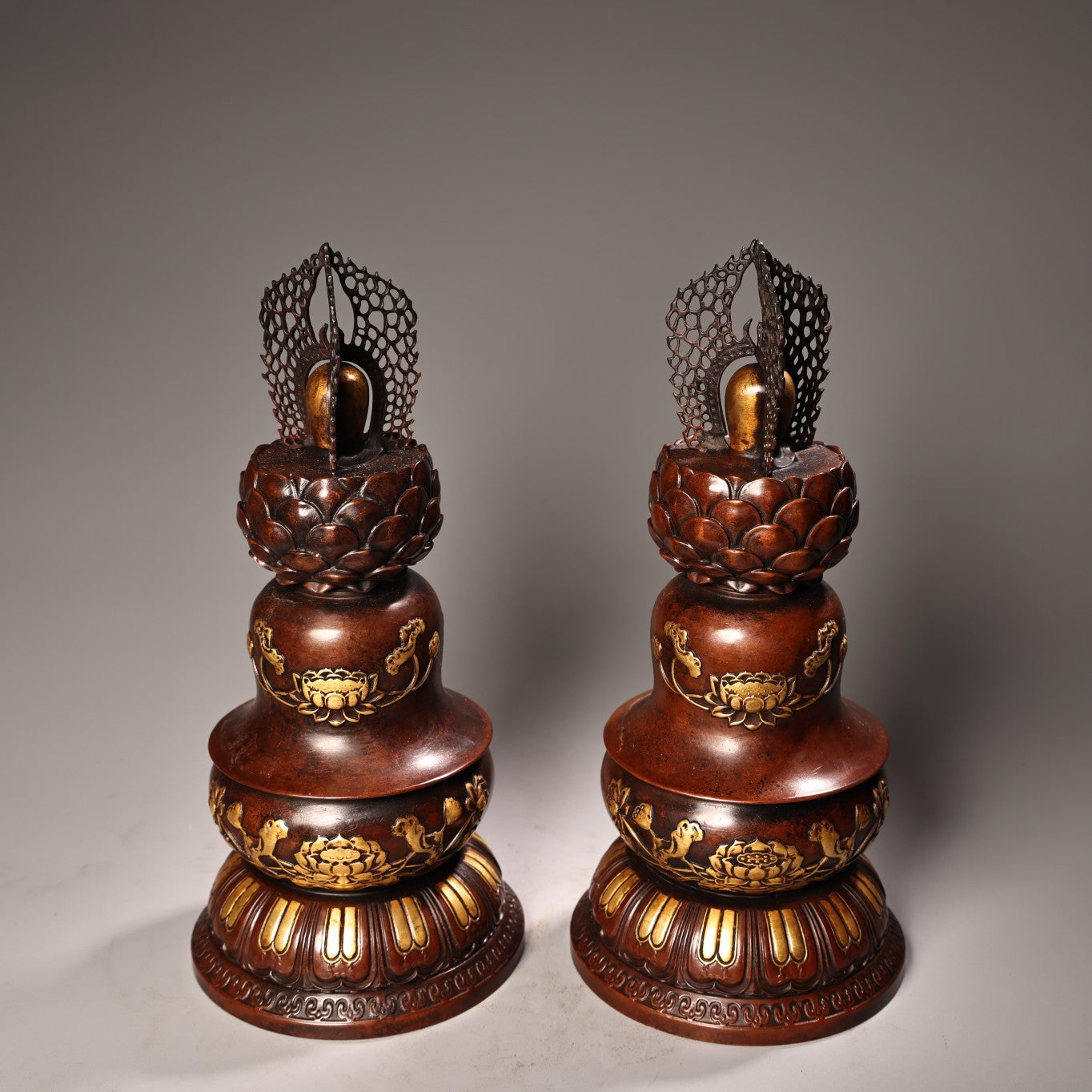 A0930 A Pair Chinese Gilt Gold Copper Lotus Flower Statue