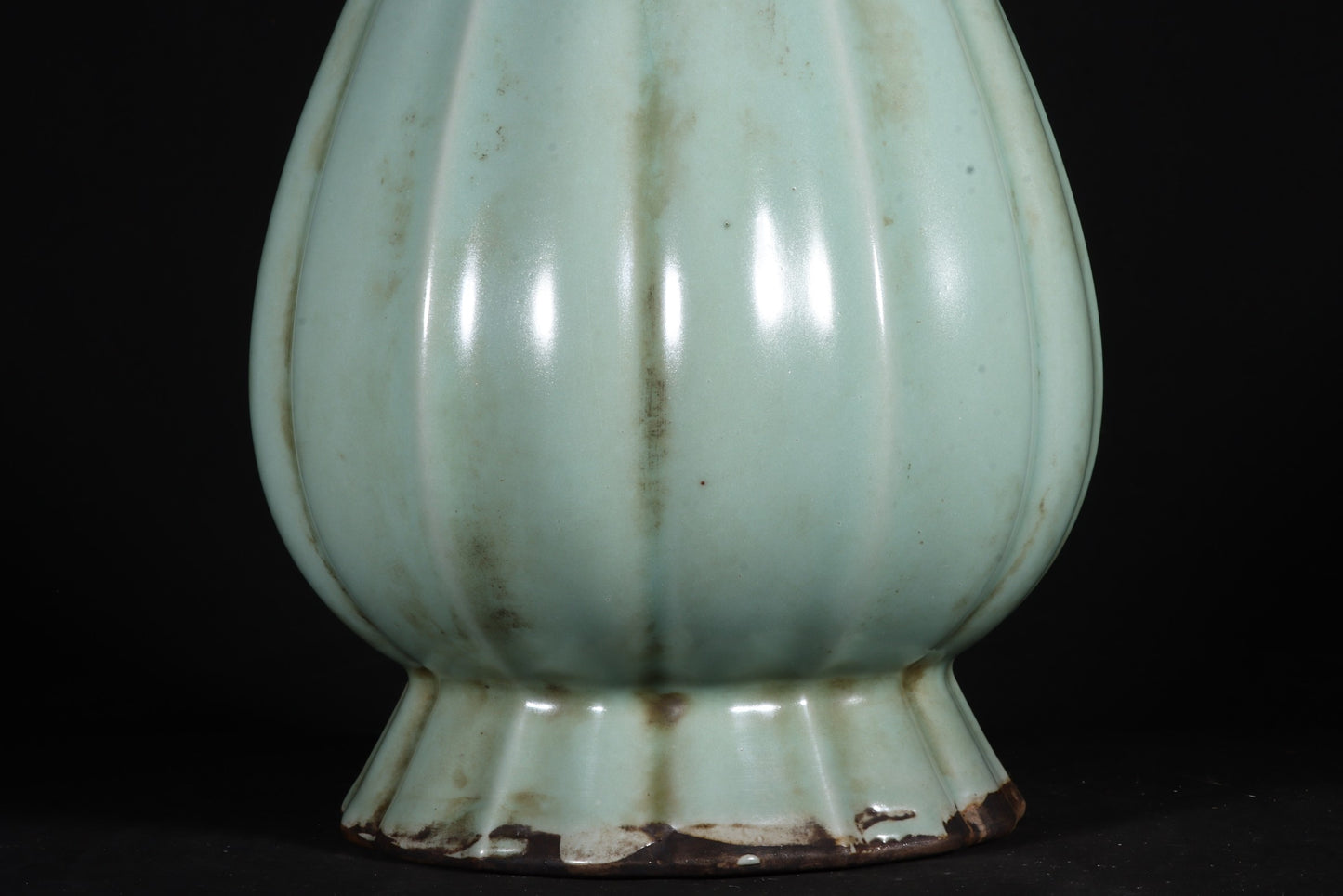 A0940 Vintage Chinese Guan Kiln Double Ears Porcelain Vase