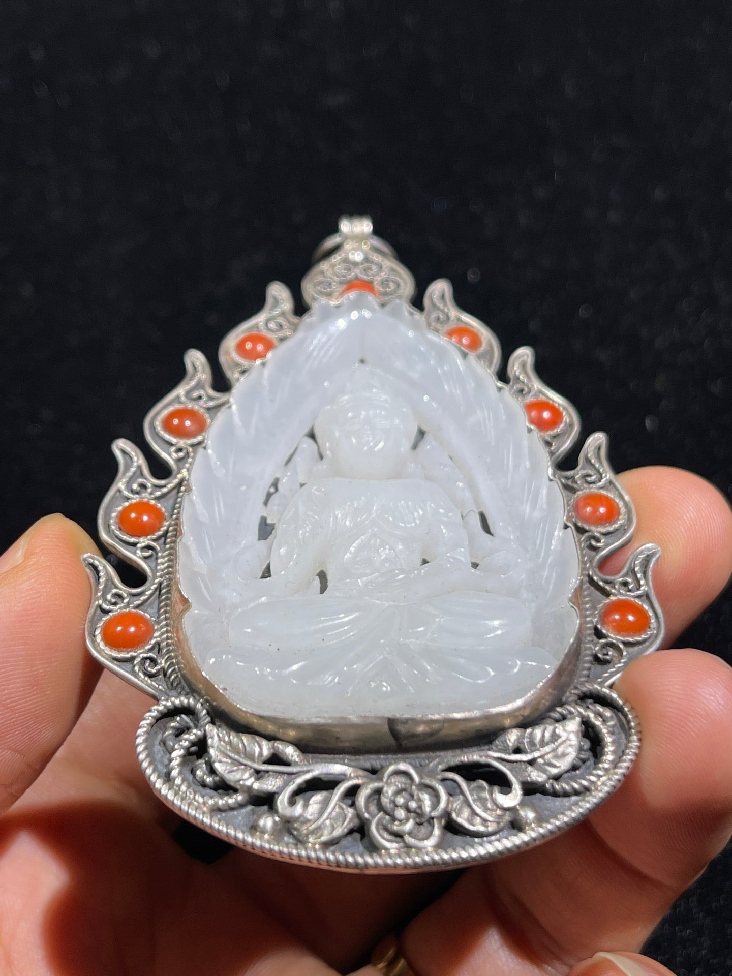 A0943 Chinese Pure Silver Inlay Hetian Jade Carved Kwan-yin Pendant
