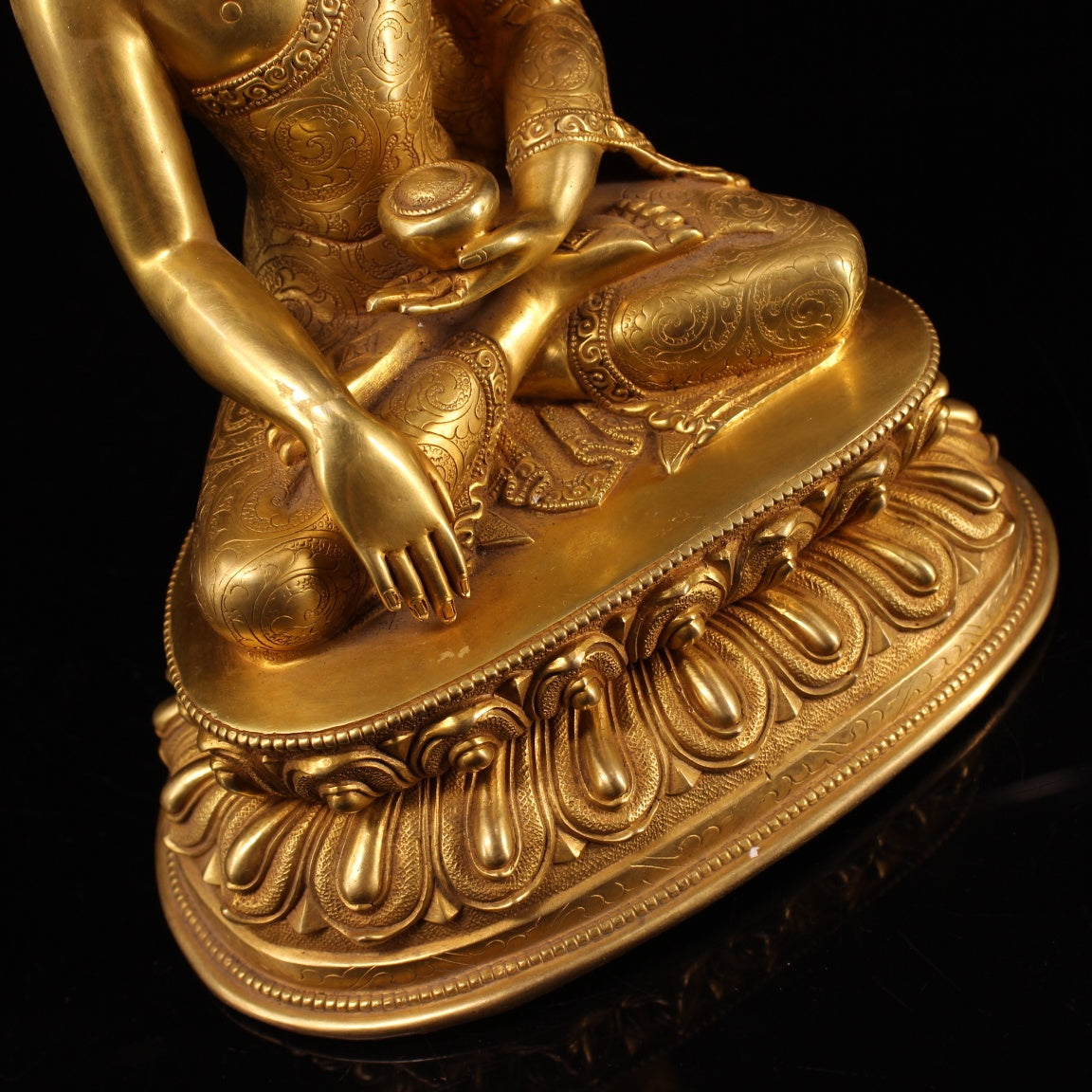 A0949 Tibetan Buddhism Gilt Gold Copper Siddhartha Buddha Statue