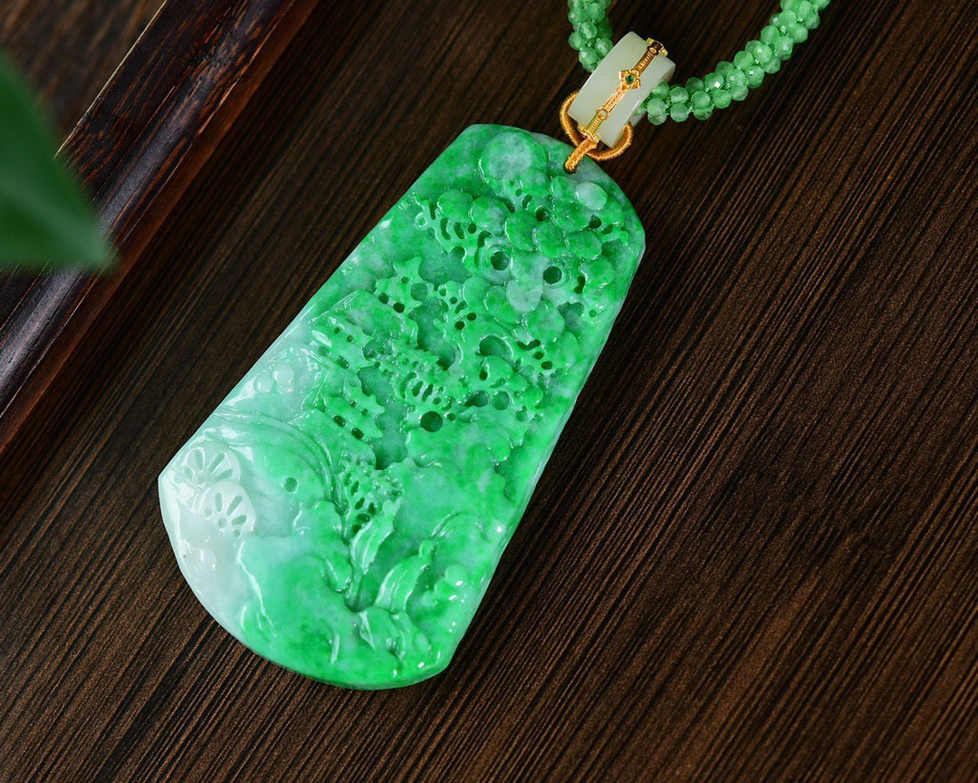 A0951 Exquisite Jadeite Carved Live In Remote Mountains Pendant w Beads Necklace