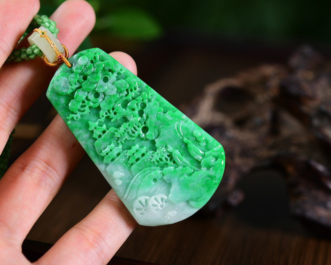A0951 Exquisite Jadeite Carved Live In Remote Mountains Pendant w Beads Necklace
