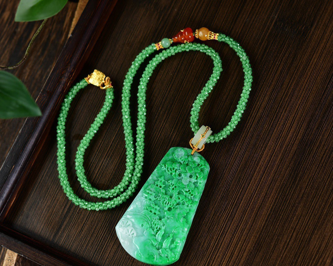 A0951 Exquisite Jadeite Carved Live In Remote Mountains Pendant w Beads Necklace