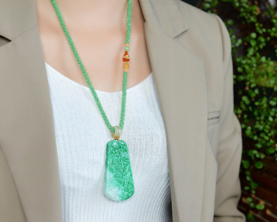 A0951 Exquisite Jadeite Carved Live In Remote Mountains Pendant w Beads Necklace