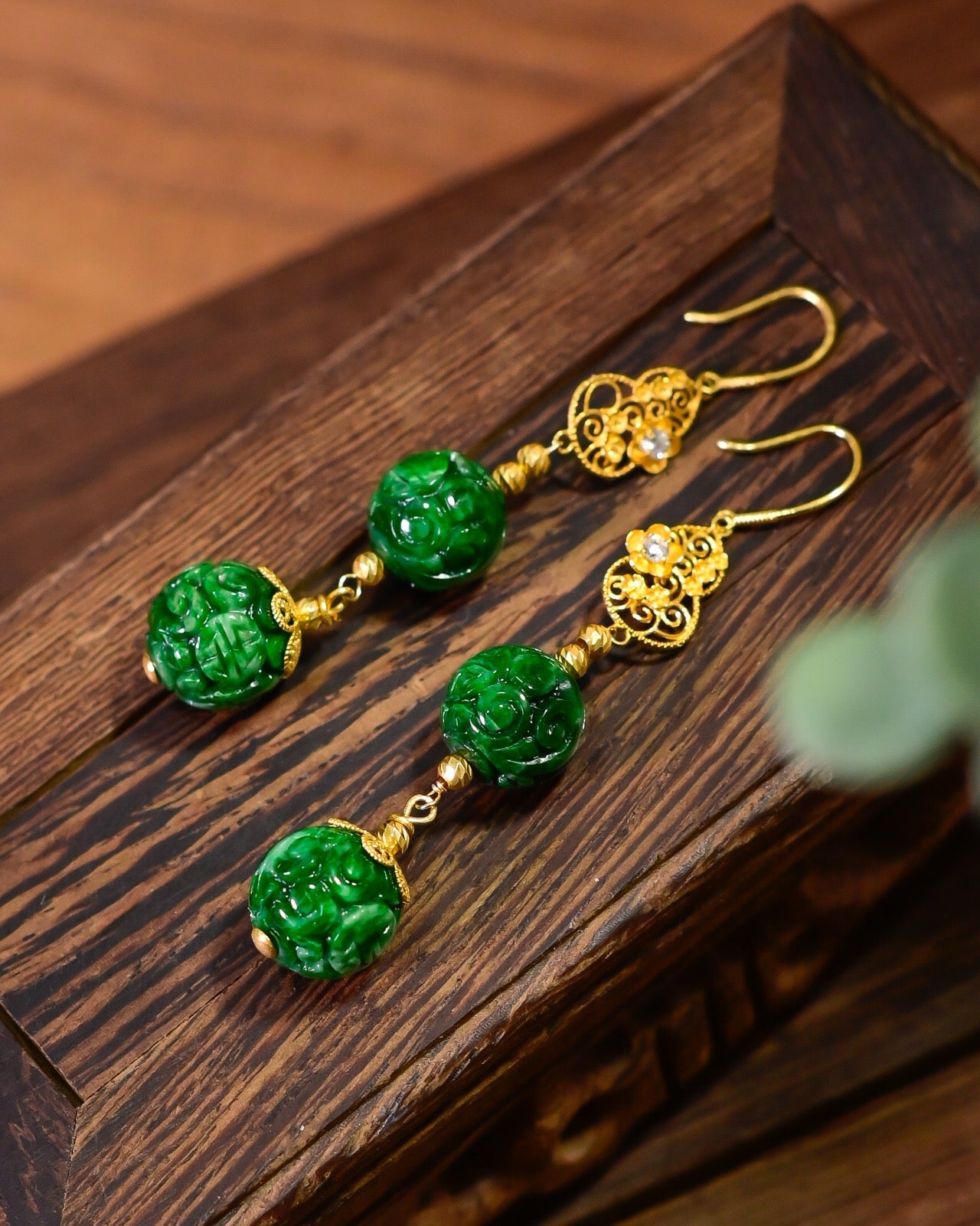 A0964 Exquisite 18K Gold Inlay Jadeite Earring