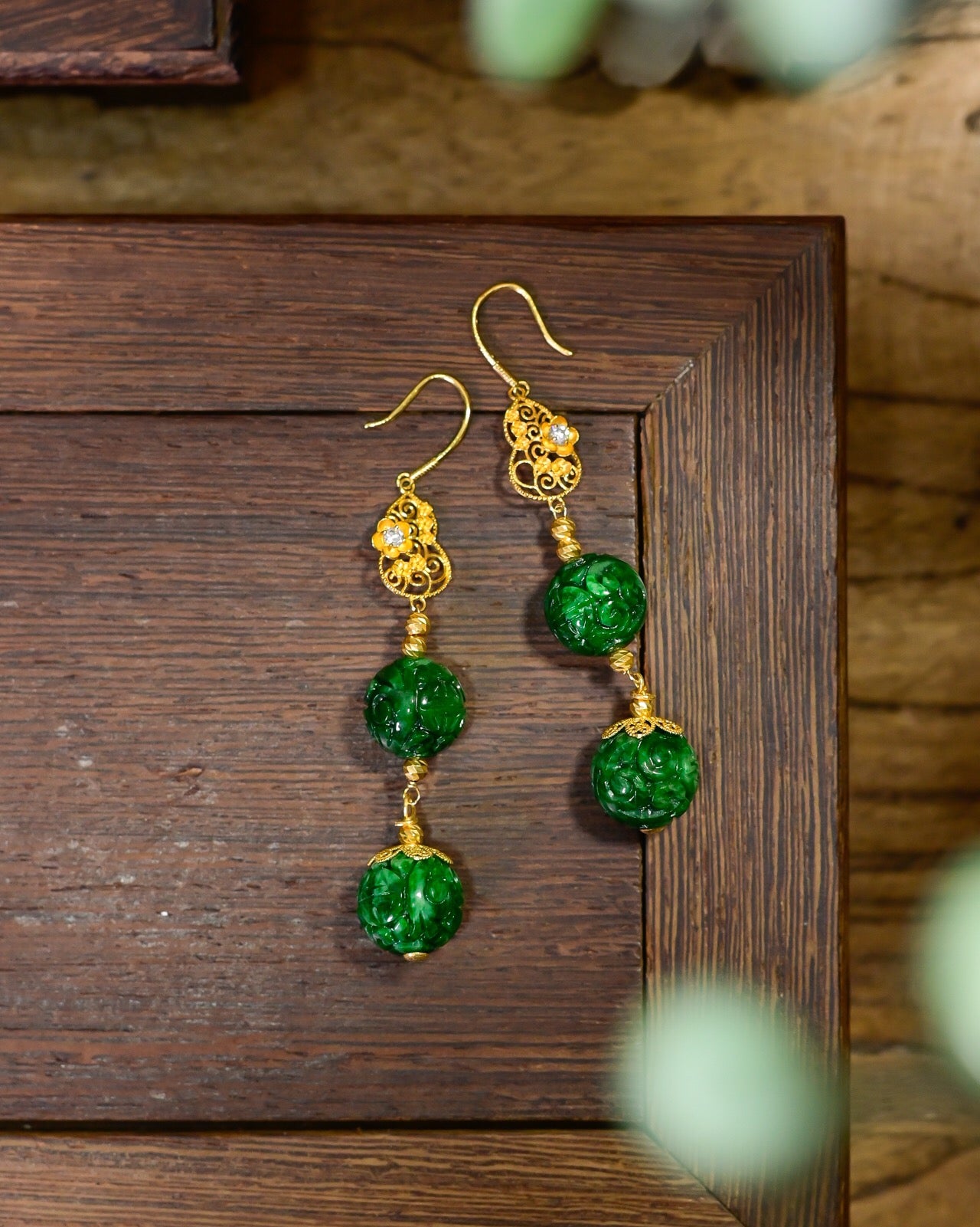 A0964 Exquisite 18K Gold Inlay Jadeite Earring